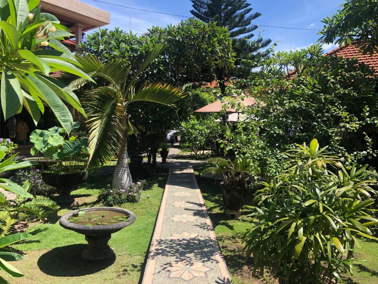D'Kubu Legian Hotel Bagian luar foto
